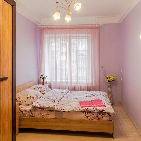 112 Вулиця Велика Васильківська Kyiv Exterior photo