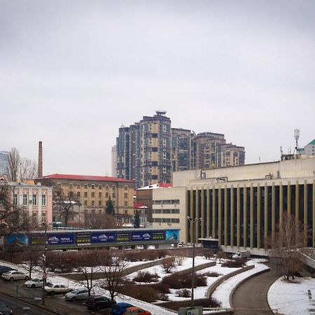 112 Вулиця Велика Васильківська Kyiv Exterior photo