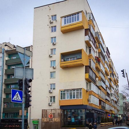 112 Вулиця Велика Васильківська Kyiv Exterior photo